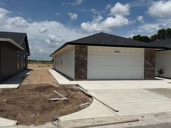 5462 Briskbay Ct, Maize, KS 67101
