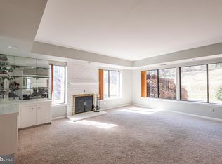 26 Oakridge Ct, Lutherville Timonium, MD 21093