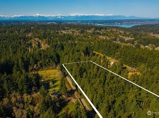 7001 Island Center Rd NE, Bainbridge Island, WA 98110