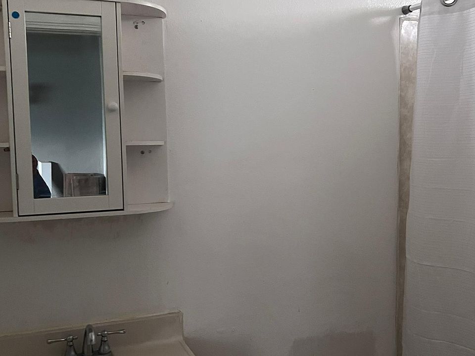 1st image of 8684 Bennett Ave