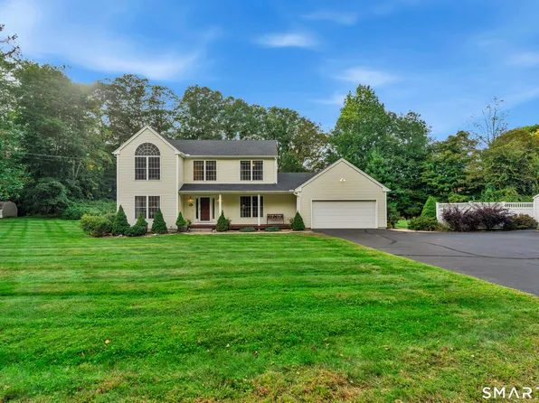 811 Lake Drive, Guilford, CT 06437