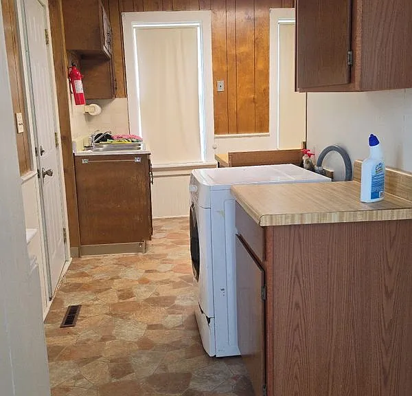 427 N Oak Ave #1 — Photo 6