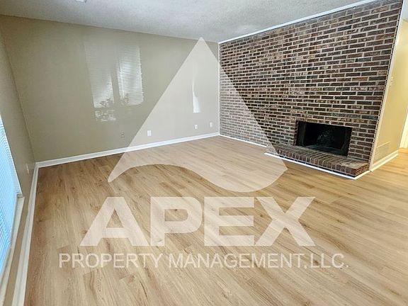 5th image of 9008 Countryside Ln APT C
