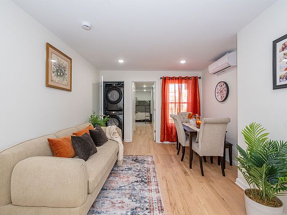 5th image of 38 Zabriskie St APT 3R