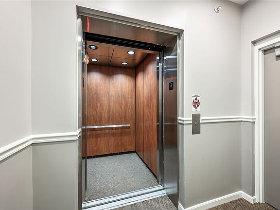 2nd image of 2636 Harding Ct APT K