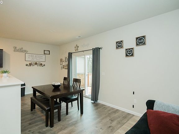 4th image of 907 Bear Creek Dr