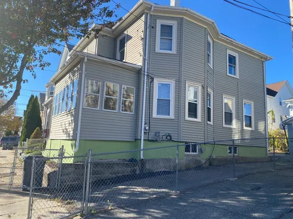 125 Indiana Ave, Providence, RI 02905