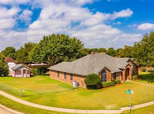 202 Lisa Way, Red Oak, TX 75154