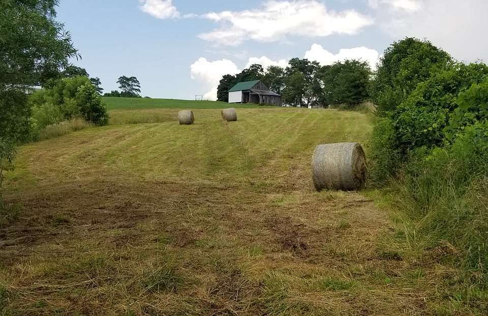 1st image of 3983 Akin Ln