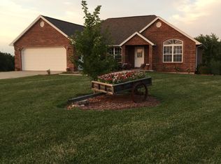 5574 Red Creek Ct, Fulton, MO 65251