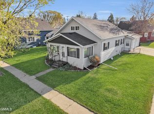 212 2nd St N, Wilton, ND 58579
