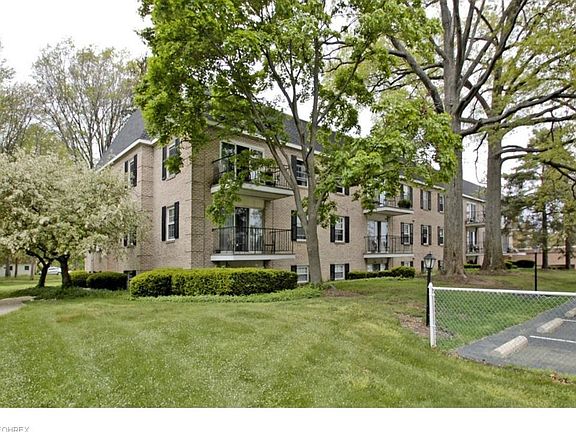 2nd image of 1155 Charter Oak Ln APT 203