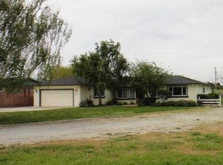 1831 Santa Ana Ct, Hollister, CA 95023