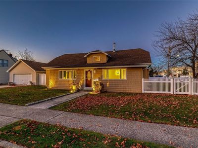 20 Lawrence Street, East Rockaway, NY, 11518
