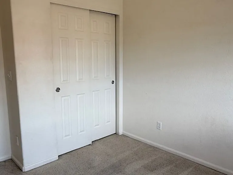 5407 Zephyr Ct — Photo 27