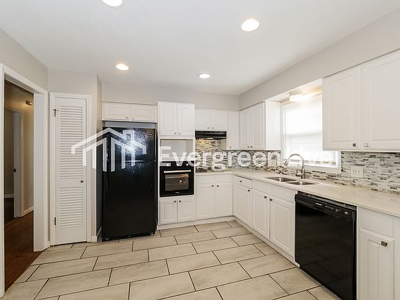 5th image of 15207 E 43rd Pl S