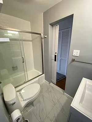 Rented by Oxford Property Group | media 26