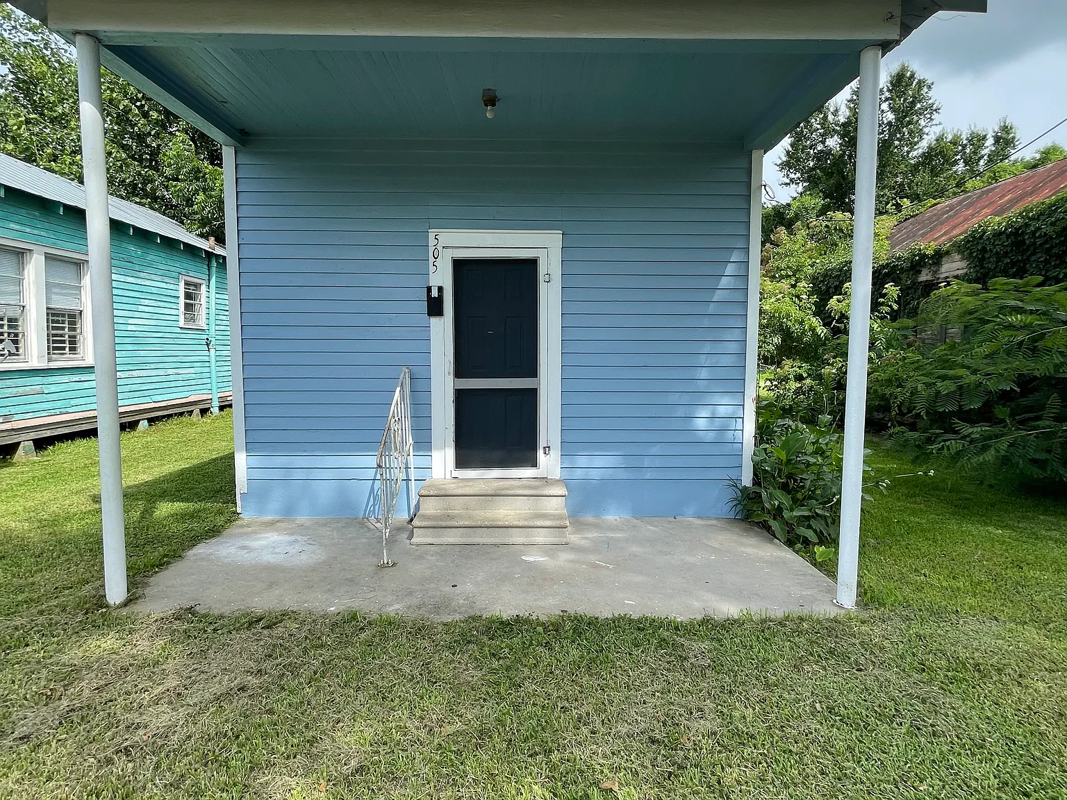 2 bed, $900 — Photo 1