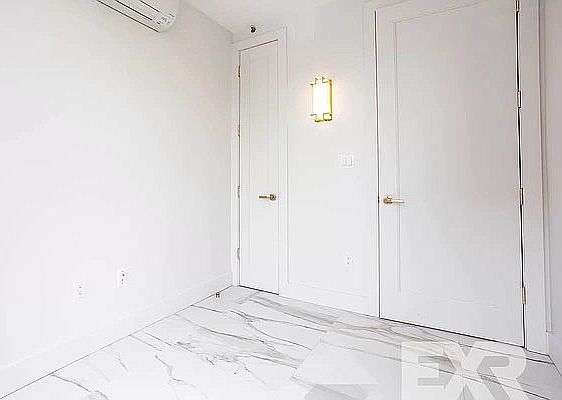 3rd image of 130 Graham Ave #D2
