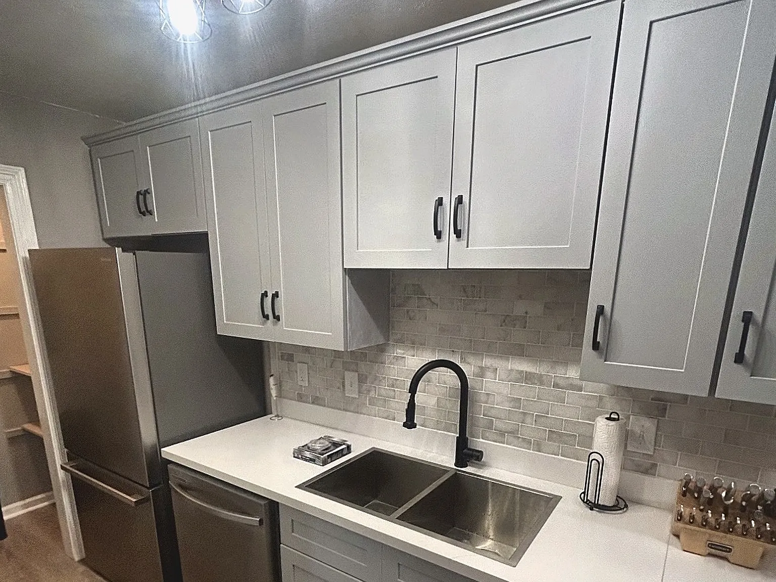 2 bed, 1100 sqft, $1,300 — Photo 3
