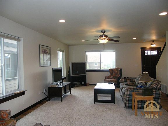 2nd image of 3716 Potosi St