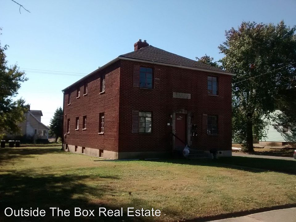 1st image of 1938 W Grand Ave APT 1