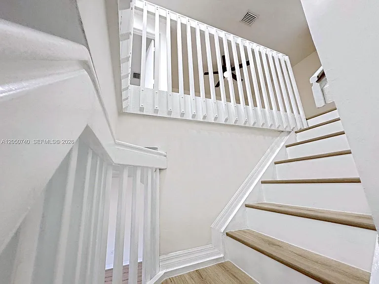 10341 SW 18th St — Photo 20