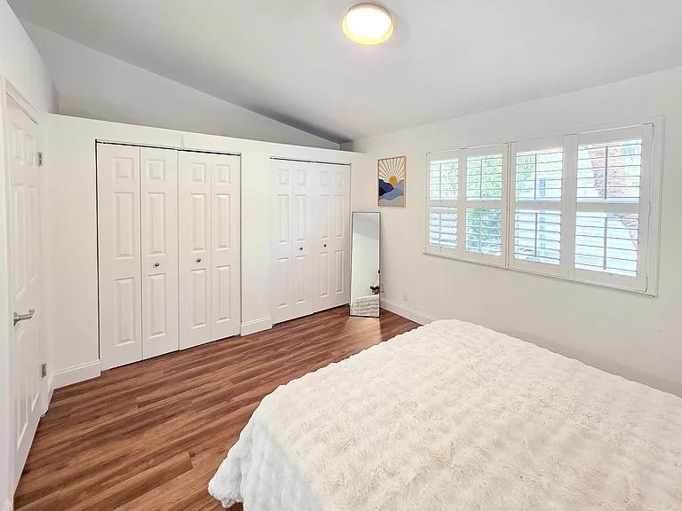 1877 NE 15th Ave #1877 — Photo 19