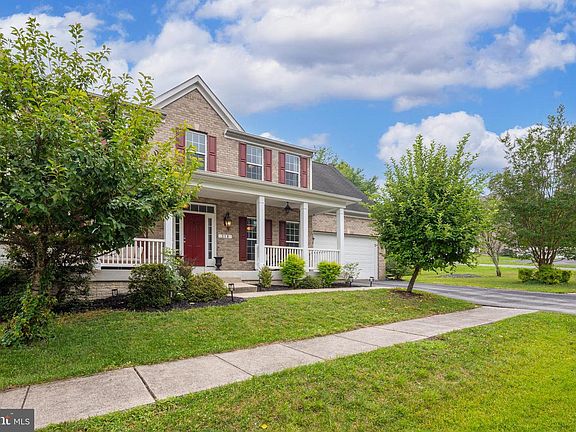 2nd image of 318 Wild Willow Way