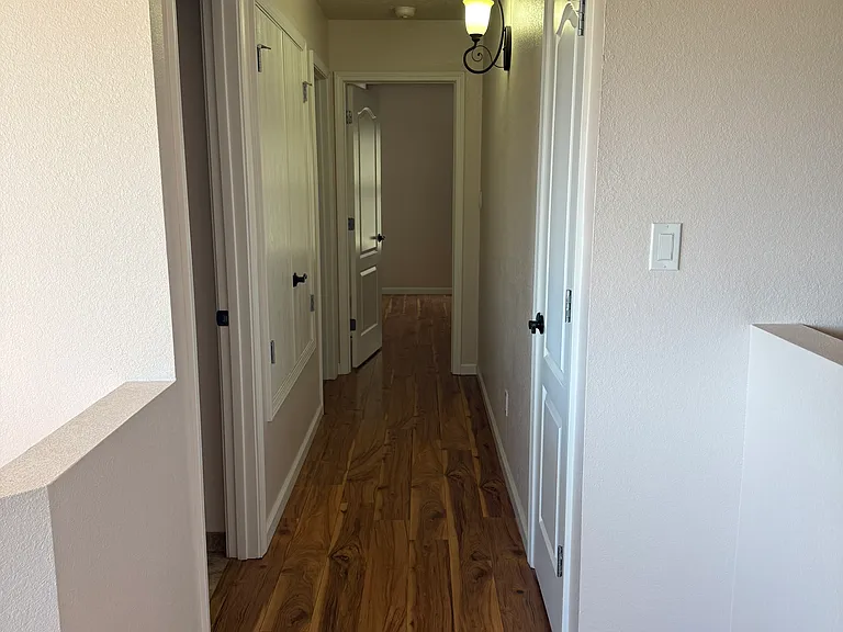 hallway to bedrooms upstairs