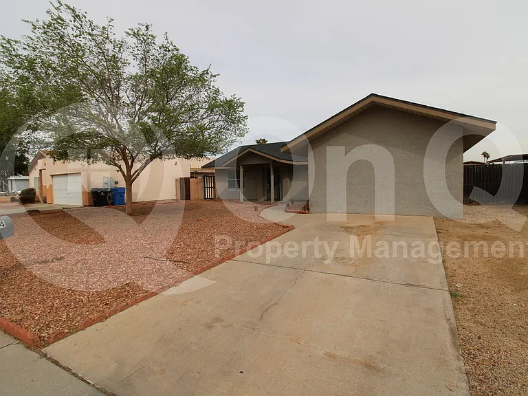 1224 E Huntington Dr — Photo 18