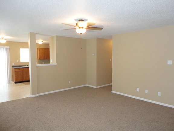 3rd image of 940 Belvedere Dr