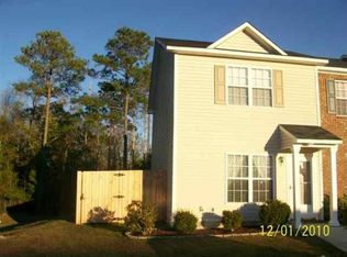 210 Fairway Rd, Jacksonville, NC 28546