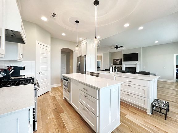 3rd image of 1946 S River Meadows Dr