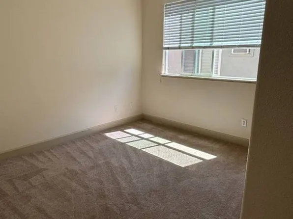 7936 Montauban Ave, Stockton, CA 95210