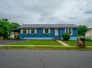 57 Baier Ave, Somerset, NJ 08873