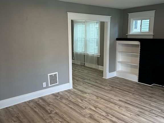 2nd image of 328 Crestwood Ave #1