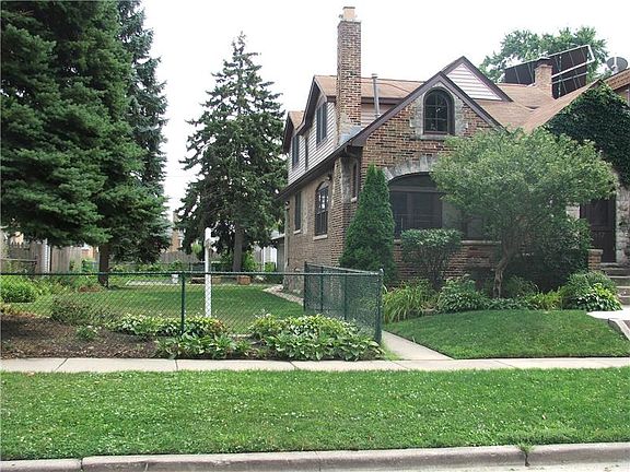 5th image of 5817 Capulina Ave