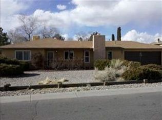809 Palmas Altas Dr SE, Rio Rancho, NM 87124
