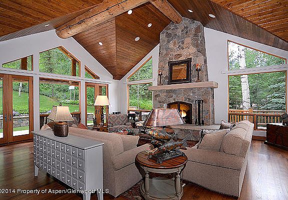 2nd image of 421 Ridge Rd