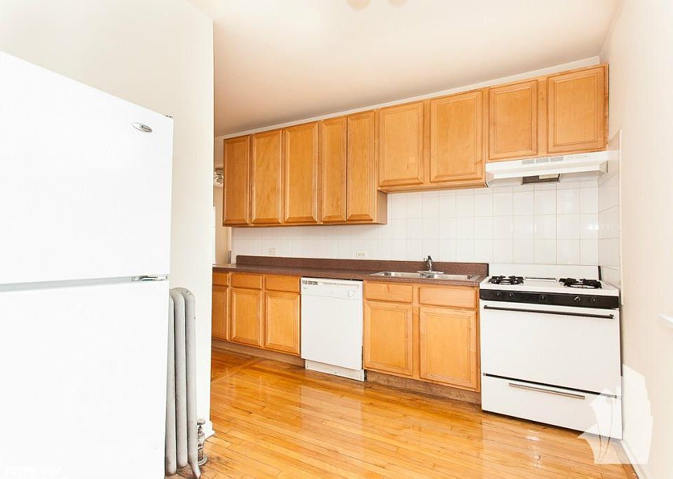 1st image of 724 W Barry Ave #1712