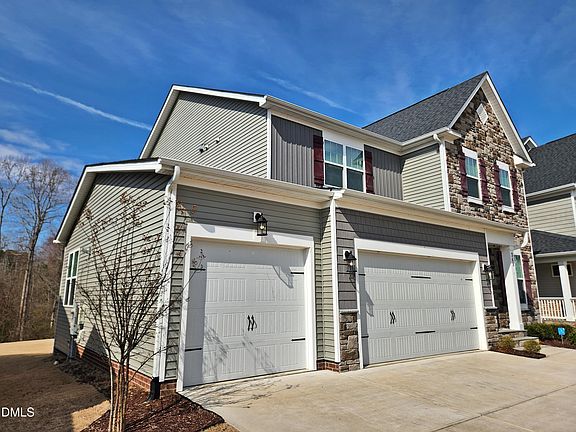 3rd image of 348 Anton Way