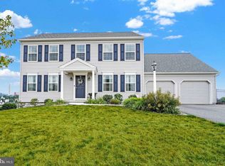 647 Rishel Dr, York, PA 17406