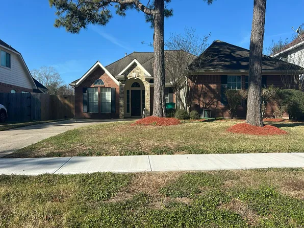 2309 Lord Nelson Dr, Seabrook, TX 77586
