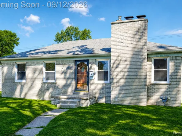 32600 W Chicago St, Livonia, MI 48150