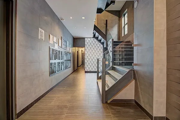 Rented by REAL New York | media 15