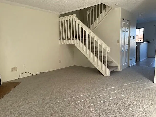 2 bed, 2.5 bath, 1088 sqft, $1,550 — Photo 2