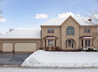 8302 Xene Ln N, Maple Grove, MN 55311