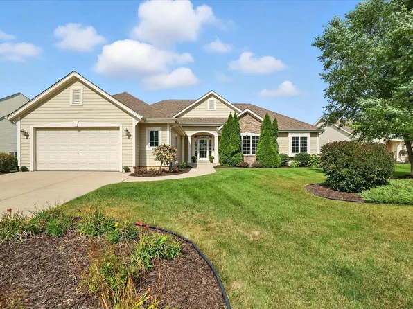 3384 West Yorkshire CIRCLE, Franklin, WI 53132