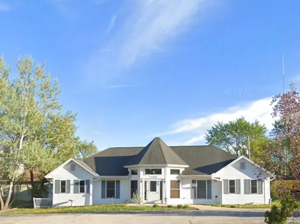 (undisclosed Address), Milwaukee, WI 53228